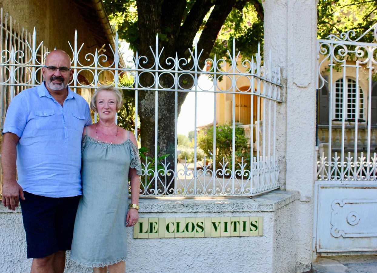 Le Clos Vitis Violès Dış mekan fotoğraf
