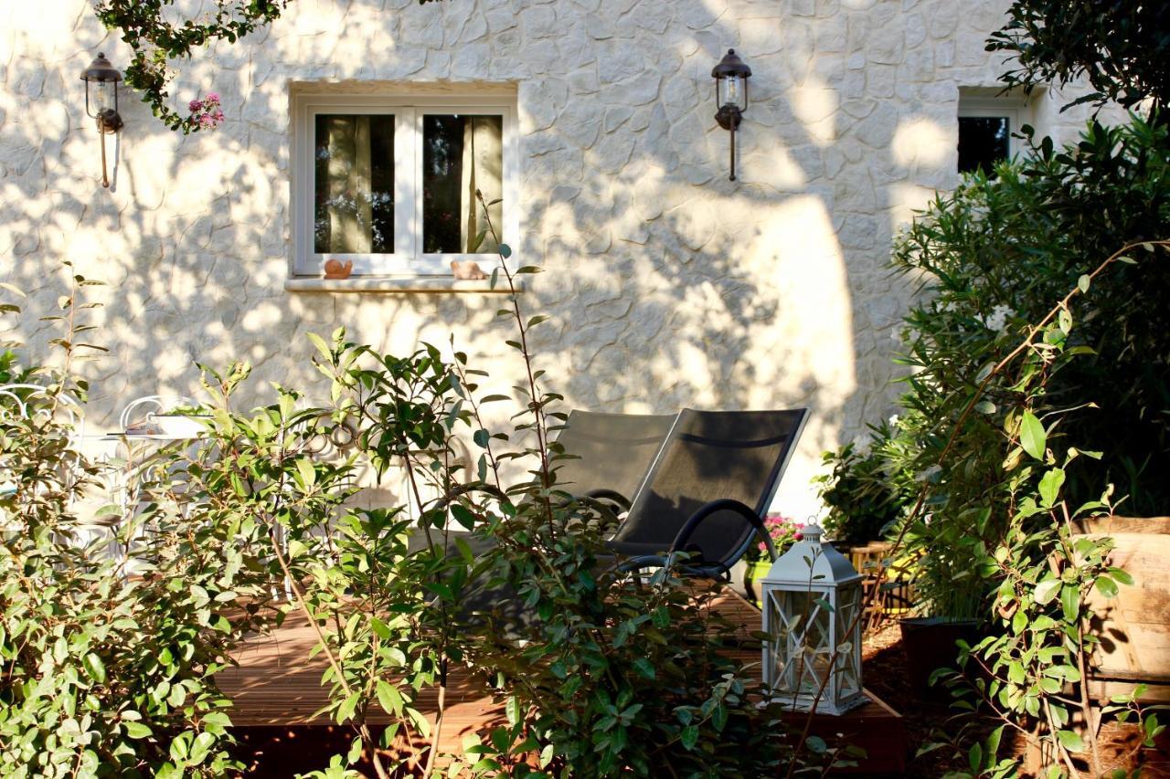 Le Clos Vitis Violès Dış mekan fotoğraf